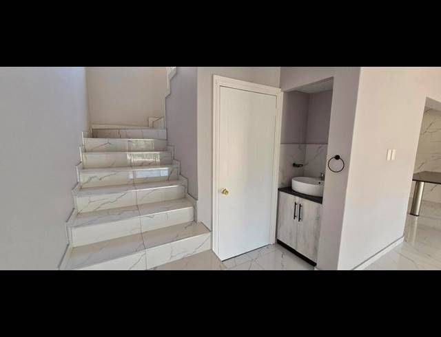3 BEDROOM TOWNHOUSE FOR SALE IN MOUNT EDGECOMBE